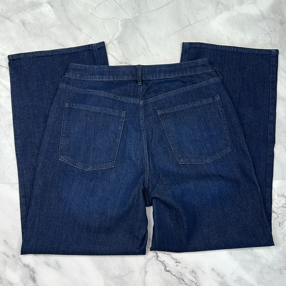 Old Navy High Rise Wow Wide Leg Jeans - Picture 2 of 5